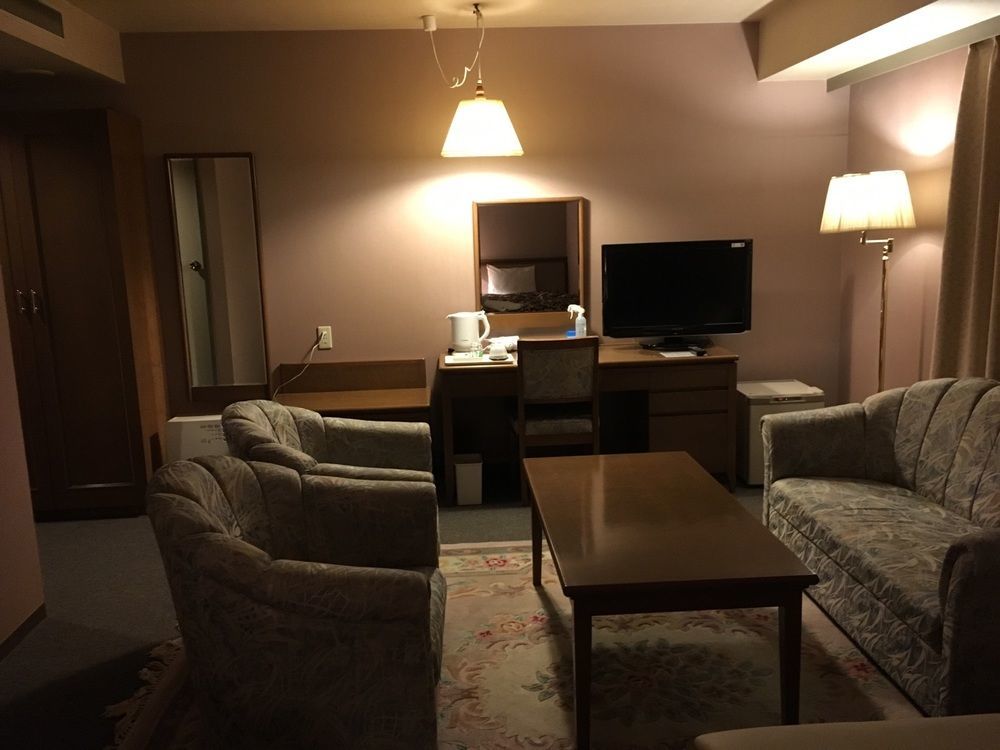 Hotel Crown Hills Takefu Echizen  Εξωτερικό φωτογραφία